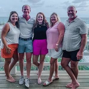 Meet your Posher, Robin